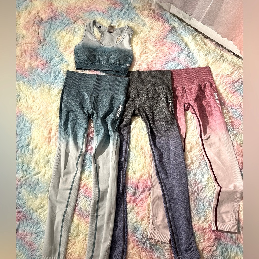 **Gymshark Leggings and Matching Sports Bra**